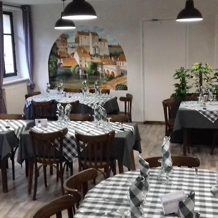 Studio "Tanneurs" Pesmes Exteriör bild